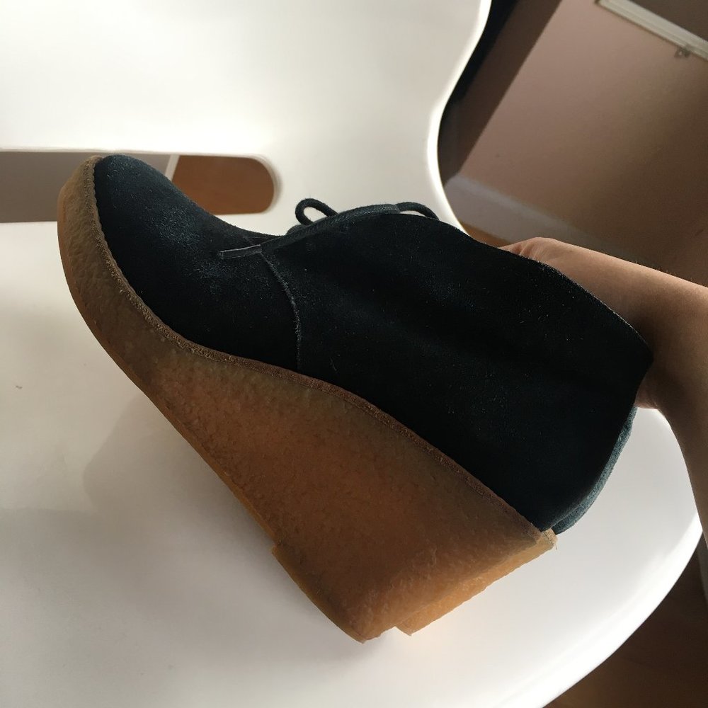 Cole Haan Suede Wedge Ankle boot Size 6 - Picture 7 of 7